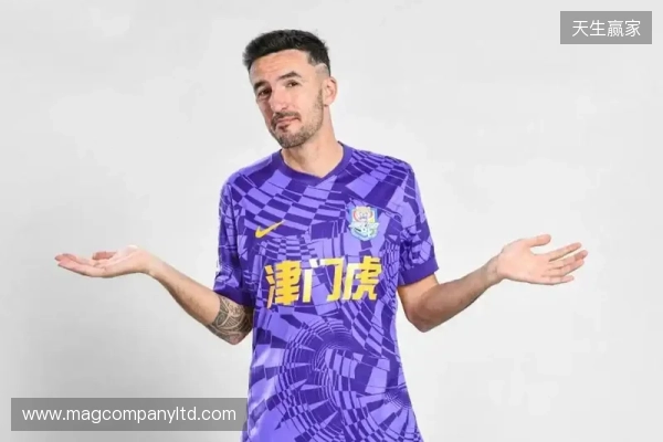 博主:津门虎外援基莱斯尚未归队,传闻转会的方镜淇随队参加冬训