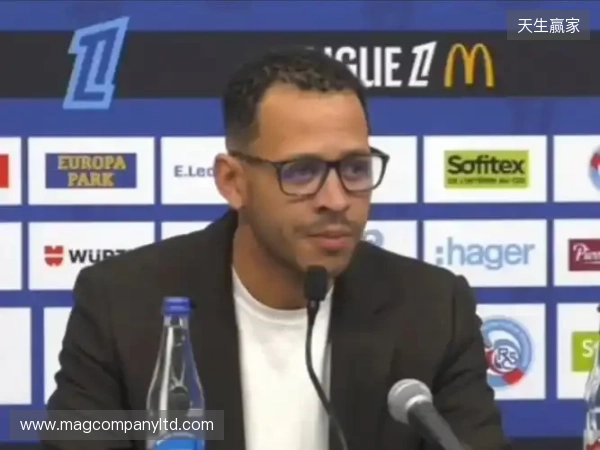 有风度,罗塞尼尔在切尔西首场发布会前与在场所有记者一一握手