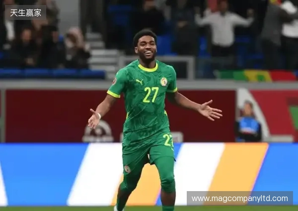 非洲杯决赛中断姆巴耶给朋友发照片，事后道歉：没想那么多