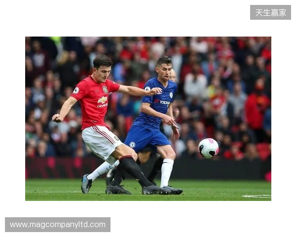 官方:马奎尔与曼联续约至2027年夏天,附带一年续约选项 官方:马奎尔与曼联续约至2027年夏天,附带一年续约选项