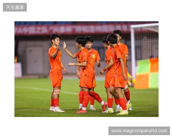 半场-U16中国男足1-1塔吉克斯坦男足U16 袁博涵造点并操刀命中